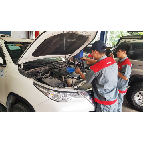 CÁCH LỰA CHỌN DẦU NHỚT PHÙ HỢP CHO XE Ô TÔ